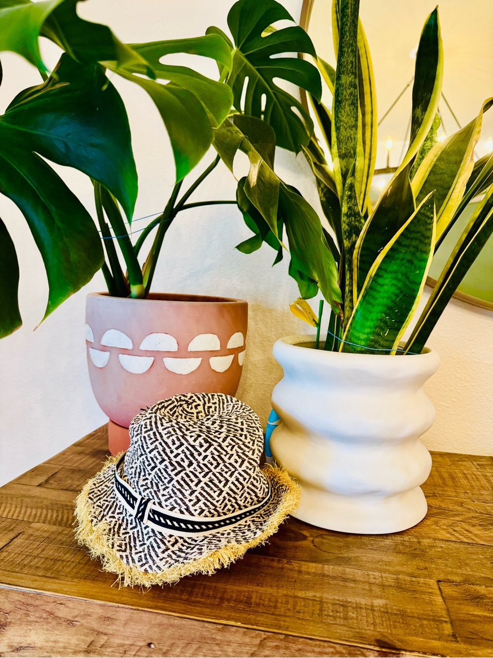 FREE Straw Summer Hat with any purchase from my closet